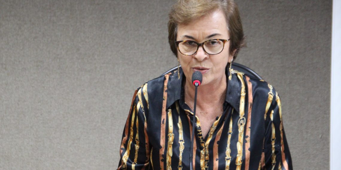 Deputada Neusa defende prorrogação do auxílio emergencial e diz que descaso de Bolsonaro aumentará a pobreza 