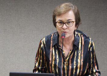 Deputada Neusa defende prorrogação do auxílio emergencial e diz que descaso de Bolsonaro aumentará a pobreza 