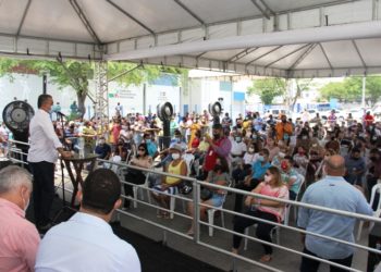 Coité I – Rui Costa entrega Complexo Poliesportivo e fala da situação da estrada para Riachão do Jacuípe