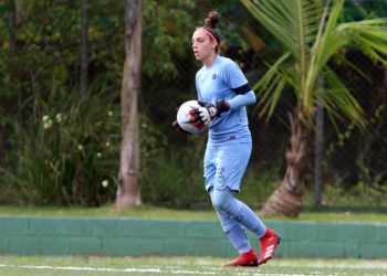 Depois de brilhar no Vitória, goleira filha de coiteense se destaca no Paulista Sub-17 pela Ferroviária-SP