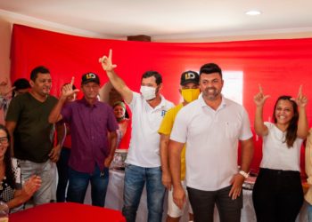 Prefeito eleito de Crisópolis, Leandro Dantas do PSB recebe políticos para reunião de agradecimento