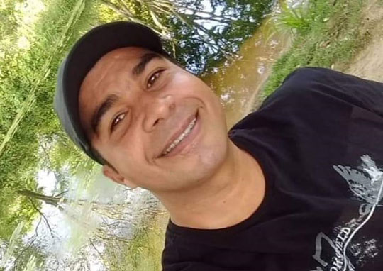 Homem é morto a tiros na frente de oficina em Queimadas