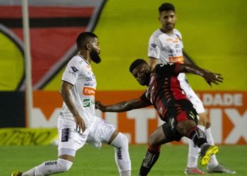Série B – Vitória perde de virada para o Confiança em pleno Barradão