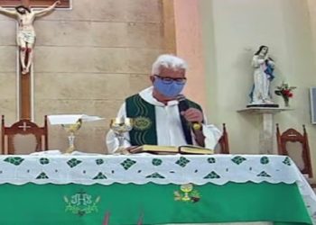 Padre de Capim Grosso morre vítima da Covid-19 em hospital de Salvador