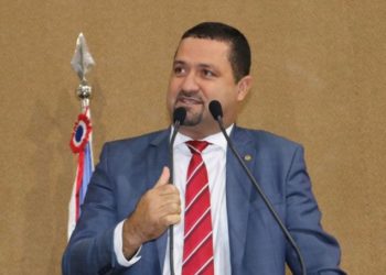 Ford: Osni lamenta ocorrido, mas parabeniza governador Rui Costa pelo suporte aos trabalhadores e sugere que ALBA e sindicatos entrem na discussão