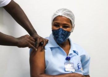 Mais de 19 mil baianos já tomaram a primeira dose da vacina contra Covid-19