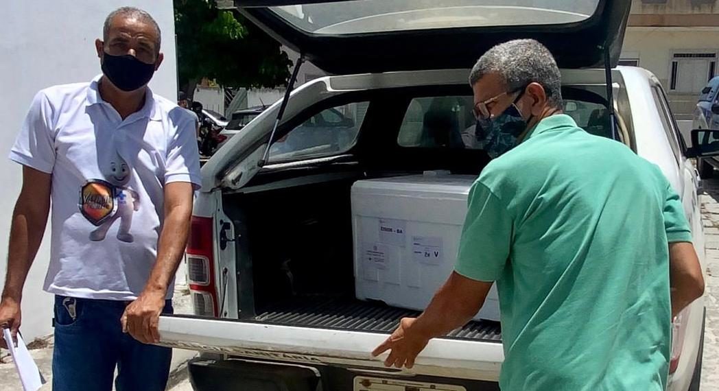 Coité recebe mais 300 doses de vacina, agora da Astrazeneca/Oxford