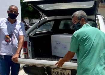 Coité recebe mais 300 doses de vacina, agora da Astrazeneca/Oxford