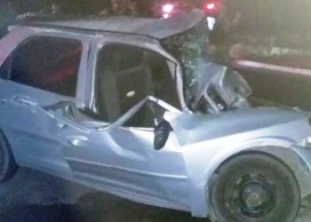 Colisão envolvendo Celta e van deixa dois mortos e um ferido na BR 324