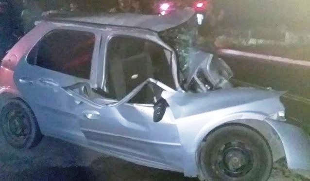 Colisão envolvendo Celta e van deixa dois mortos e um ferido na BR 324