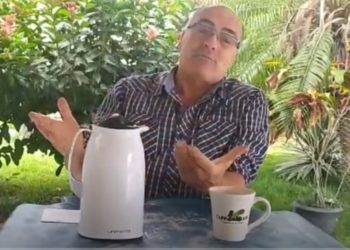 Ponto do Cafezinho: o assunto é vacina e bodega com 180 tipo de cachaça a base de folha