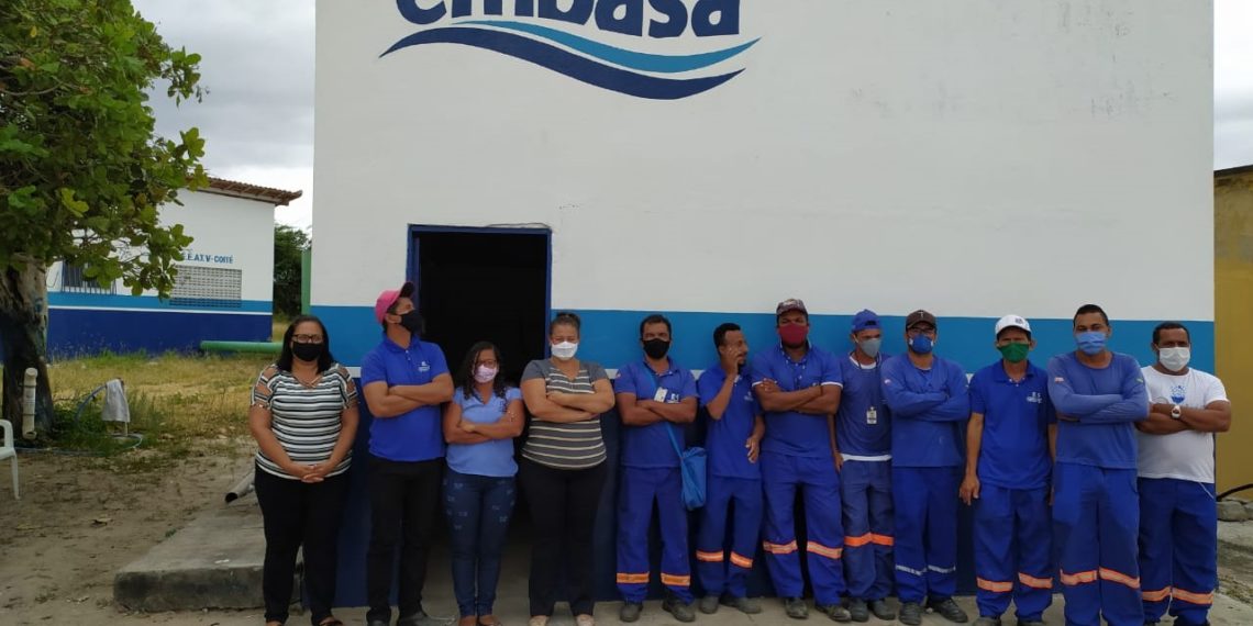 Funcionários de empresa que presta serviços a Embasa paralisam atividades em Coité e região