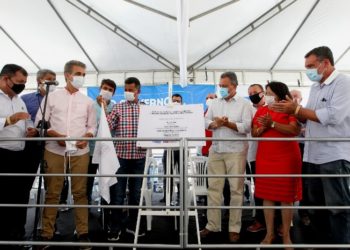 Rui Costa entrega obras de infraestrutura, abastecimento e novo posto SAC em Capim Grosso