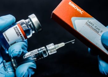 Prefeito de Irecê formaliza intenção da compra de 20 mil doses de vacina Sinovac-Butantan