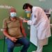 Após aprovação da Anvisa, governo de SP aplica 1ª dose da CoronaVac antes do início do plano nacional de vacinação