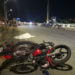 Mulher morre e três homens ficaram feridos em colisão entre motos