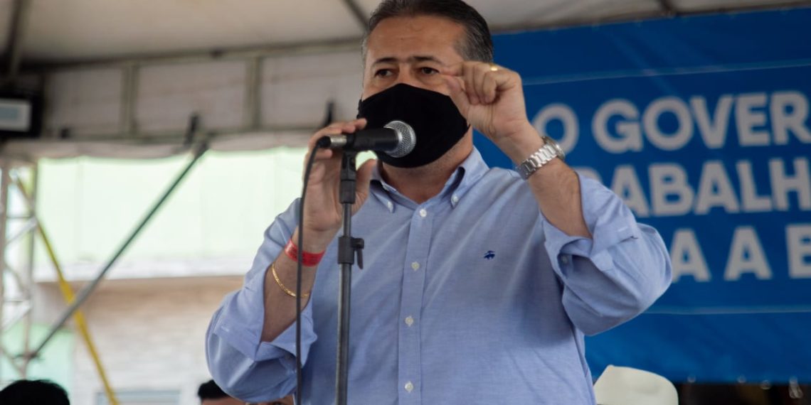 Entre Rios – Deputado Alex da Piatã voltou a pedir aos deputados federais empenho na luta pelo retorno do Auxilio Emergencial