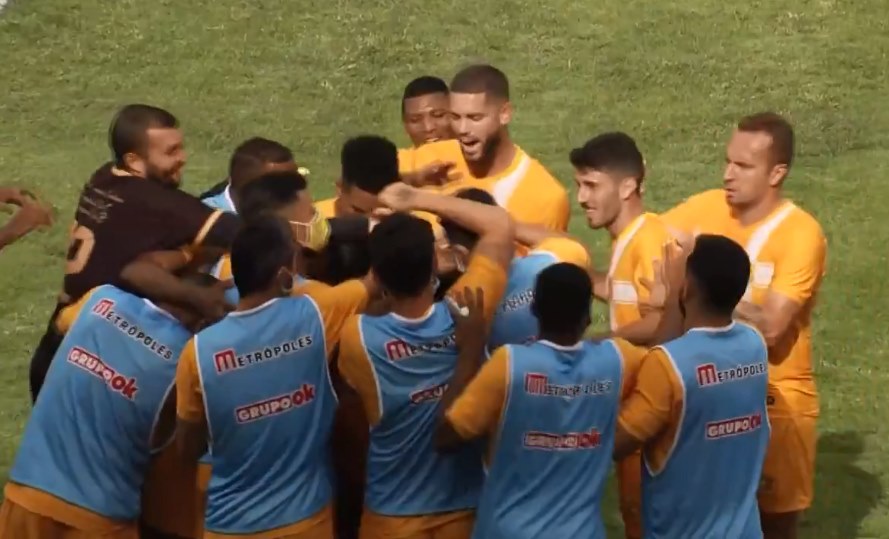 Brasiliense de Tobinha vence o Vila Nova por 2 a 0 e fica a um passo da fina da Copa Verde