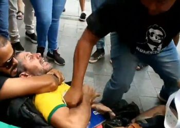 Apoiadores de deputado preso agridem manifestante em frente à sede da PF