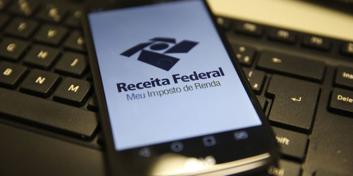Contribuinte pode juntar documentos para declarar Imposto de Renda