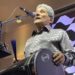 Músico do Demônios da Garoa, Izael Caldeira morre vítima de covid-19