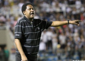 Ex-treinador Lula Pereira falece aos 64 anos