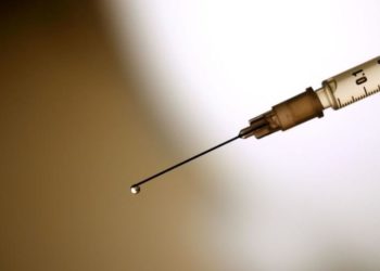 Empresa italiana prepara vacina contra variante brasileira do coronavírus