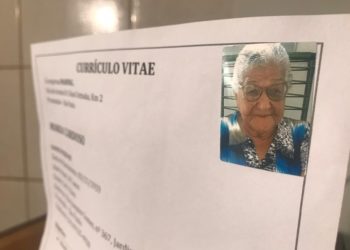 Idosa de 101 anos entrega currículo em empresa do interior de SP