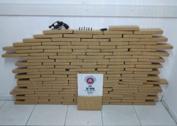 PM apreende 150 kg de maconha na BR-116 Norte. Homem que conduzia foi morto