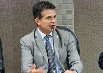 Frente Parlamentar do Setor Produtivo e ABRASEL elaboram proposta para manutenção de empregos em bares e restaurantes