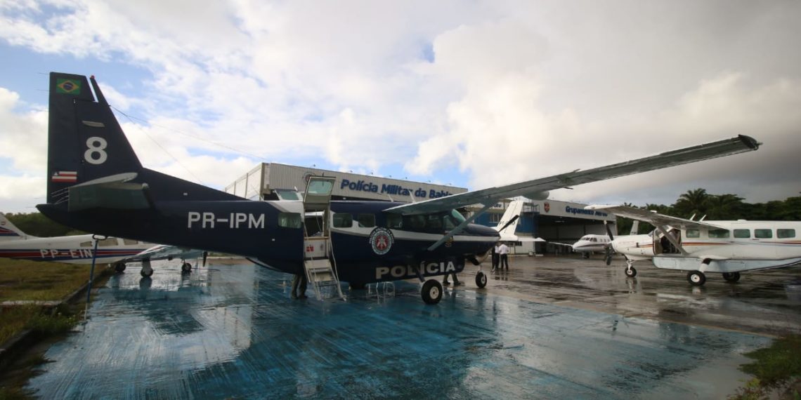 Aeronaves do Estado levam para o interior mais 88 mil doses de vacina contra a Covid-19: uma delas se envolveu em acidente na aterrizagem