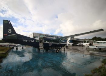 Aeronaves do Estado levam para o interior mais 88 mil doses de vacina contra a Covid-19: uma delas se envolveu em acidente na aterrizagem