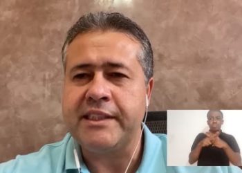 Alex da Piatã em rede social comunica que foi assinada a ordem de serviço da restauração da BA 233 que liga Sátiro Dias a Inhambupe