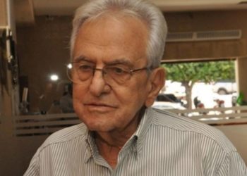 GO – Ex-governador Helenês Cândido morre com Covid-19 quando era transferido para UTI após três dias à espera de vaga
