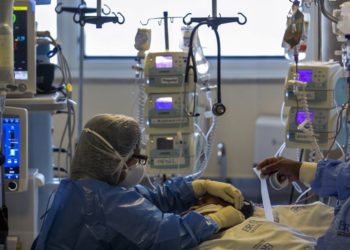 Falta de ‘kit de intubação’ inviabiliza bom cuidado de pacientes, alerta médica