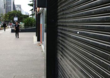 CNC aponta fechamento de 75 mil lojas em 2020