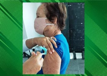 Número de vacinados na Bahia se aproxima dos casos confirmados de Covid-19