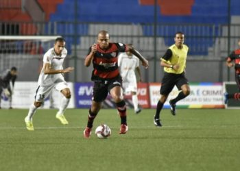 Baianão: Bahia de Feira sai na frente, mas cede empate ao Vitória na Arena Cajueiro