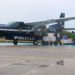 Aviões levam doses de vacinas contra covid-19 para o interior