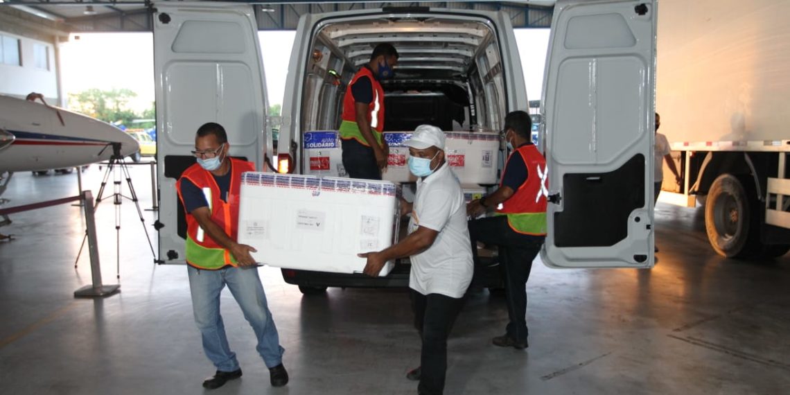 Bahia recebe mais 222.500 doses de vacinas contra a Covid-19