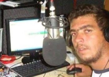 Radialista é assassinado na porta de casa em Planaltino