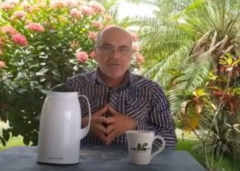 Criatividade do povo com danças e musicalidade de improviso é tema do Ponto do Cafezinho