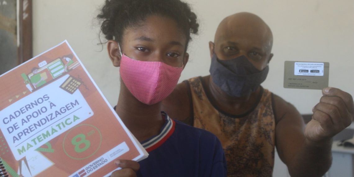 Famílias dos estudantes da rede estadual recebem crédito do Bolsa Presença nesta terça-feira (27)