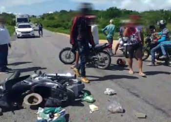 Idoso morre em colisão de motos na BA-120