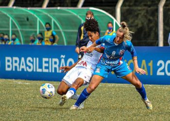 Comentaristas são afastados após falas racistas contra jogadoras do Bahia