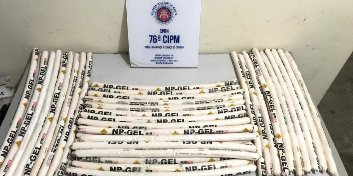 Homem flagrado com 44 artefatos explosivos em Juazeiro