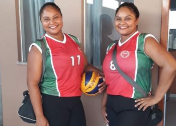 AP – Gêmeas morrem de Covid-19 em intervalo de 7 dias; mãe também foi vítima da doença