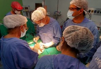 Pela primeira vez, equipe 100% baiana realiza cirurgia para separação de gêmeos siameses