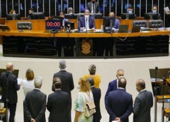 Maioria dos deputados baianos votou pela aprovação da MP de privatização da Eletrobras