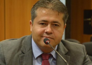 Alex da Piatã quer proibir empréstimo consignado firmado por telefone para aposentados e pensionistas